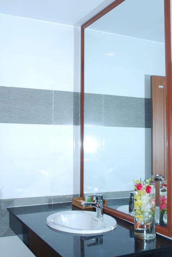 Golf Star Hotel Ho Chi Minh City Exterior photo